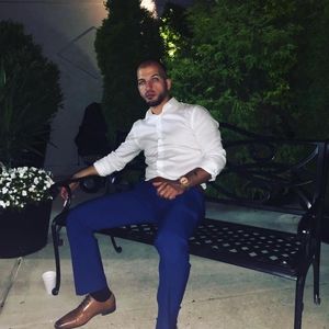 Meet your Posher, Eli